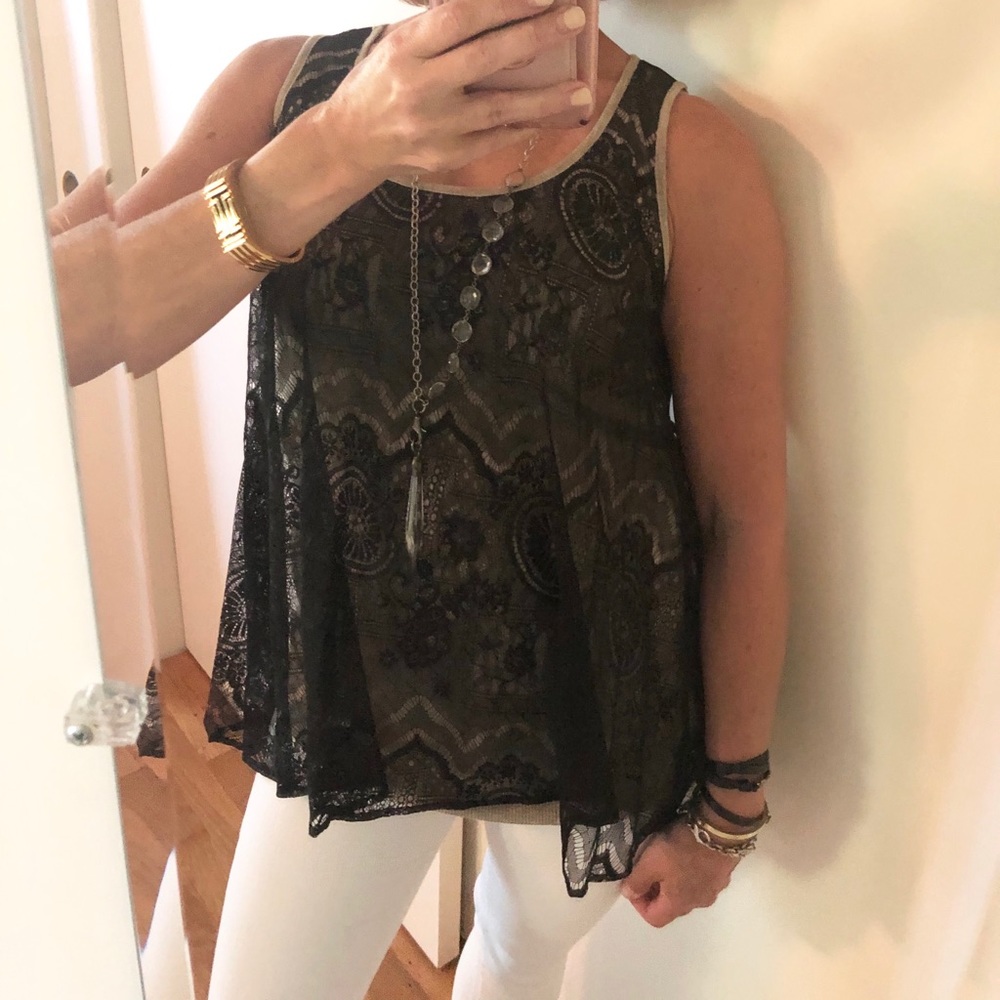 Mystree Lace Overlay Sleeveless Top